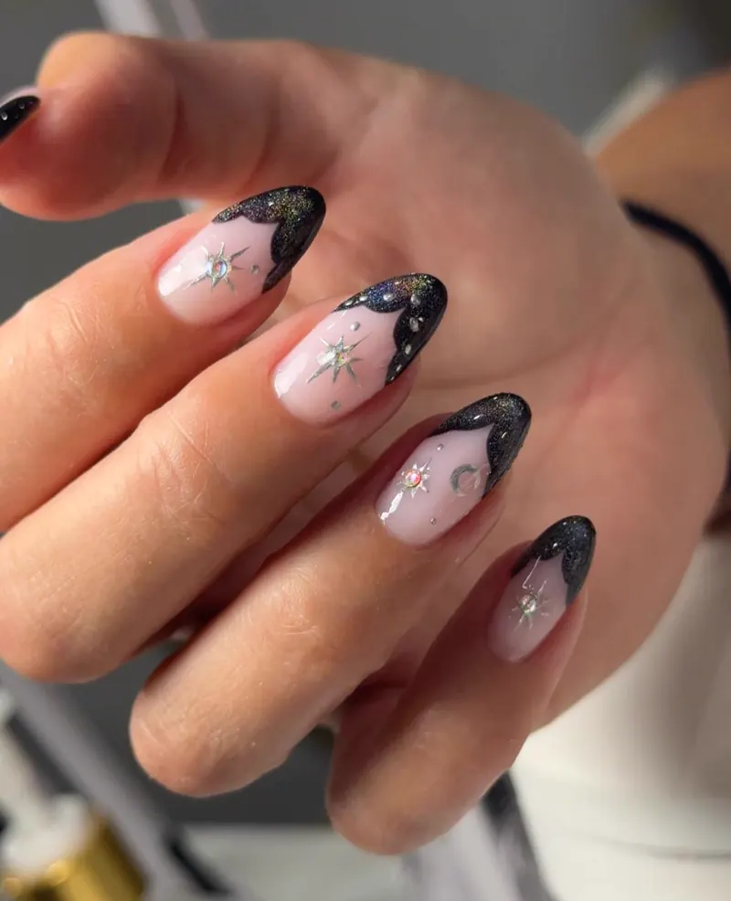 Refined gel manicure in NYC by Lara at M.STUDIO
