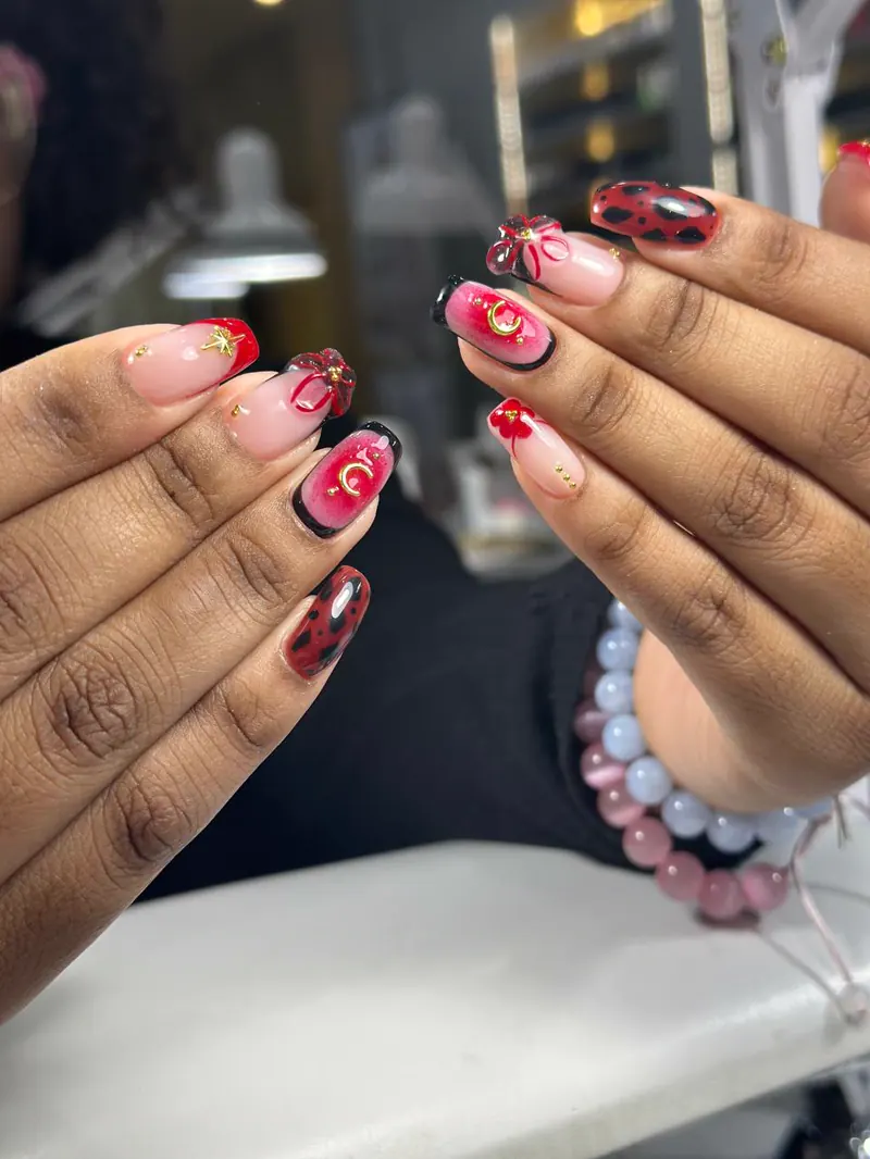 Polished gel nails in NYC by Deyla at M.STUDIO