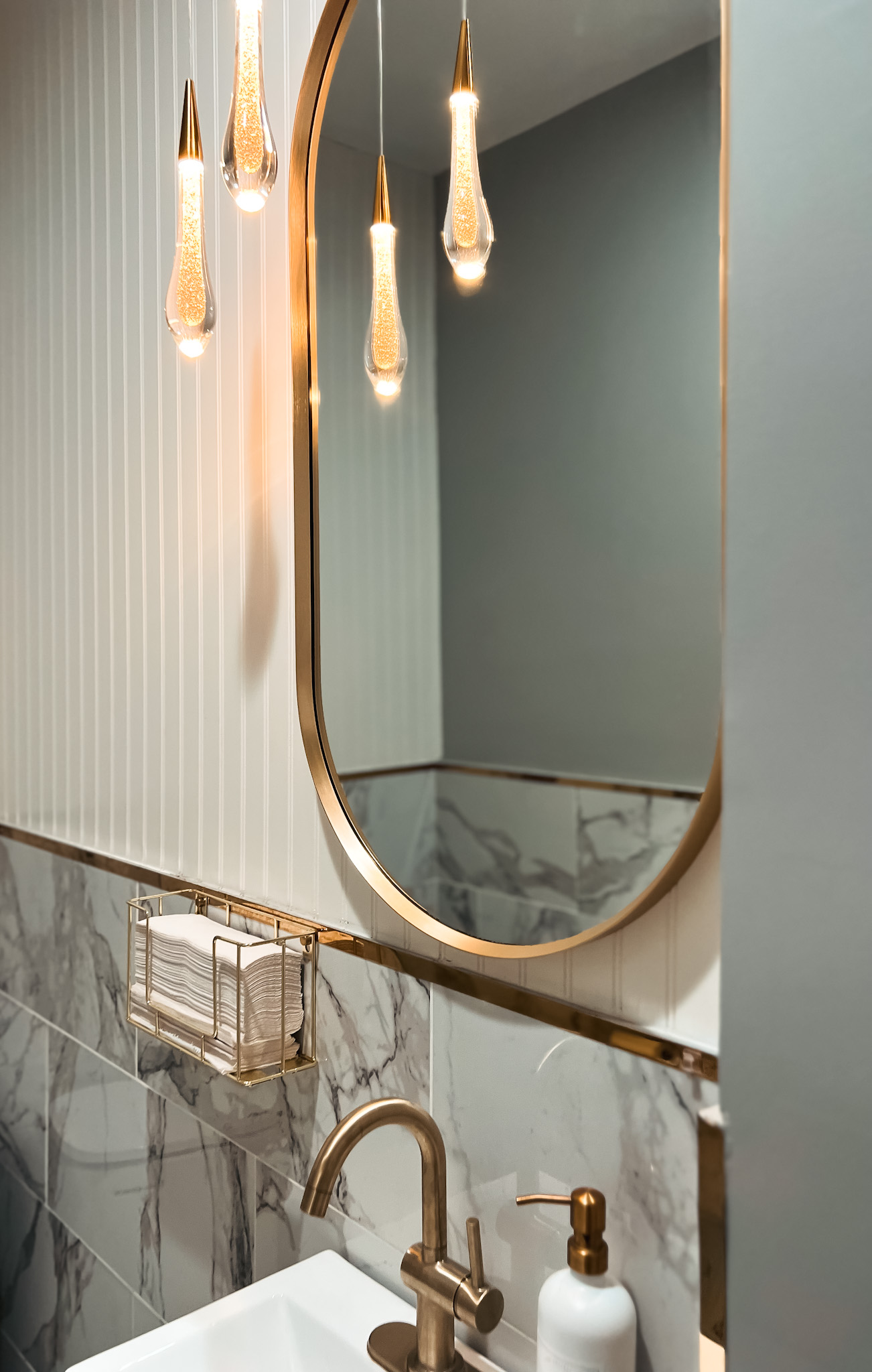 Salon workspace and decor M. STUDIO 37th Street